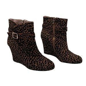 Vince Camuto Brown Leopard Print Calf Hair Wedge Ankle Boots Size 10 Women's